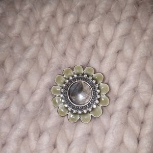 Metal flower Grey ring
